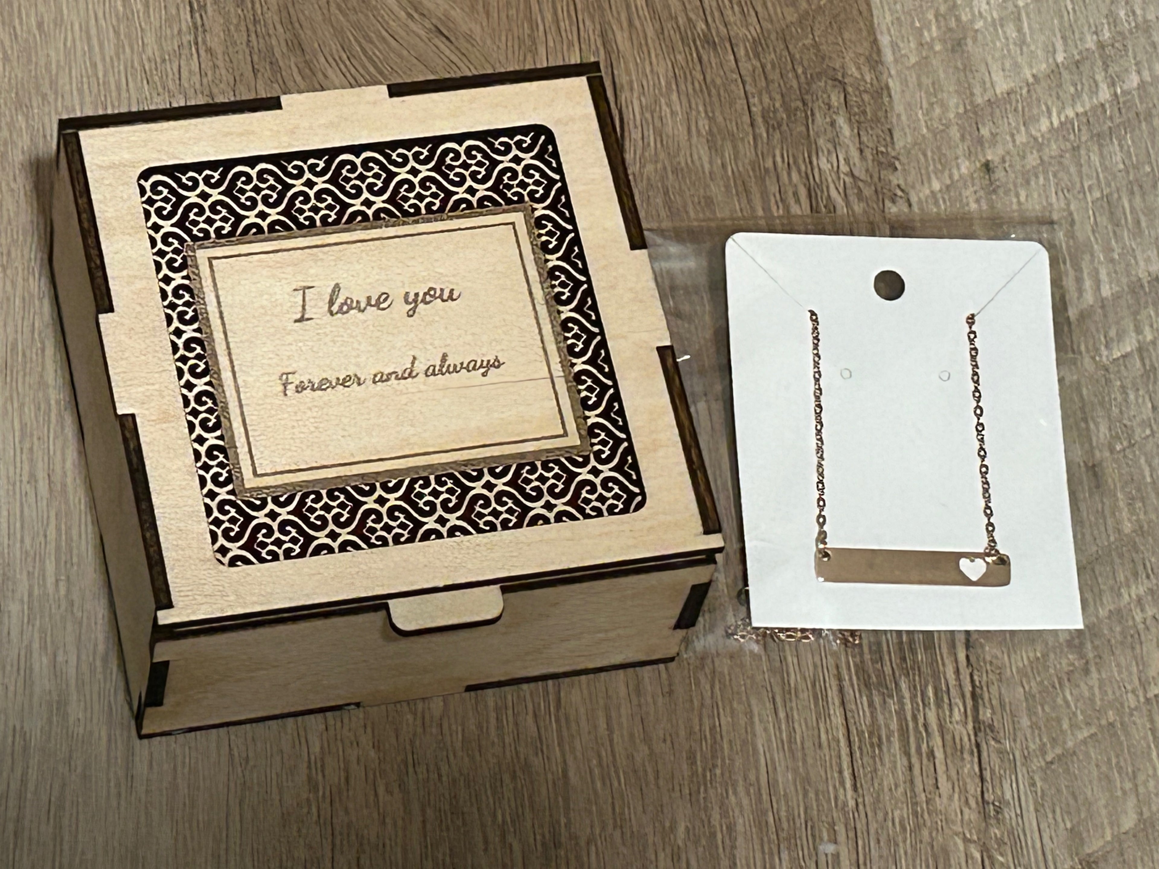 Personalized Rose Gold Name Necklace – Custom Engraved Stainless Steel Bar Necklace with Slide-Out Valentine Gift Box